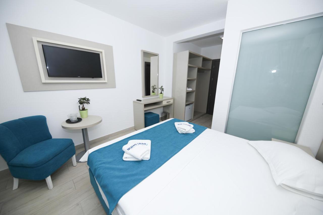 Hotel Delfin Mamaia Exterior foto